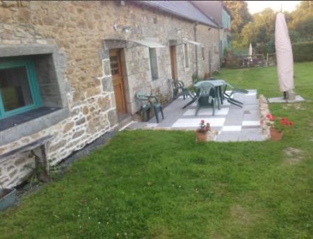 Captivating 2-Bed House With Log Burner In Kérien Esterno foto