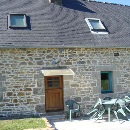 Captivating 2-Bed House With Log Burner In Kérien Esterno foto