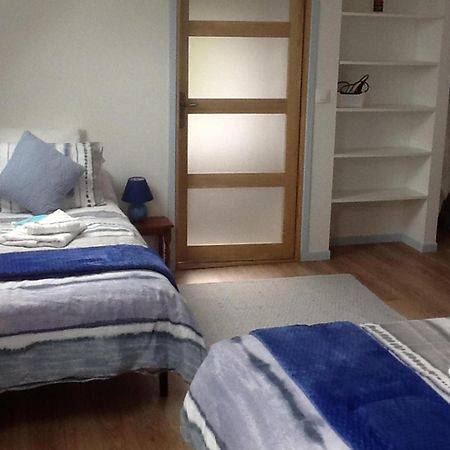 Captivating 2-Bed House With Log Burner In Kérien Esterno foto