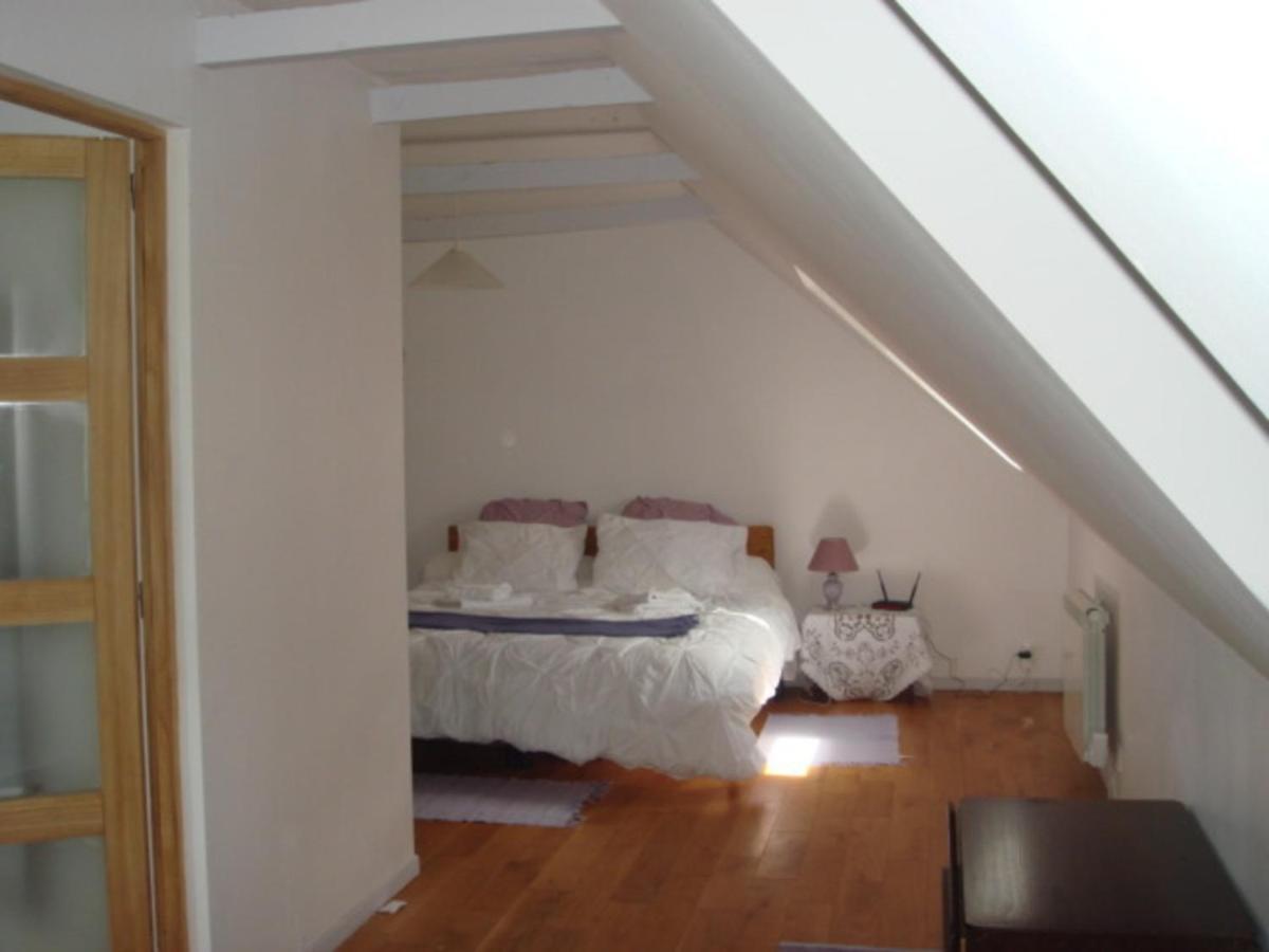 Captivating 2-Bed House With Log Burner In Kérien Esterno foto