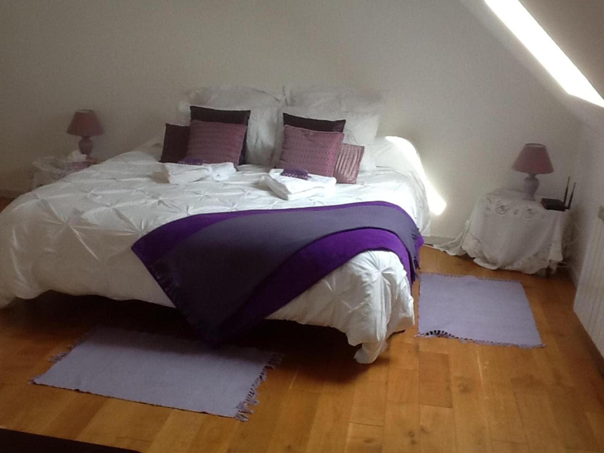 Captivating 2-Bed House With Log Burner In Kérien Esterno foto